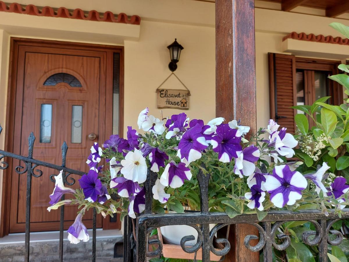 Elisavet's House Ferienhaus